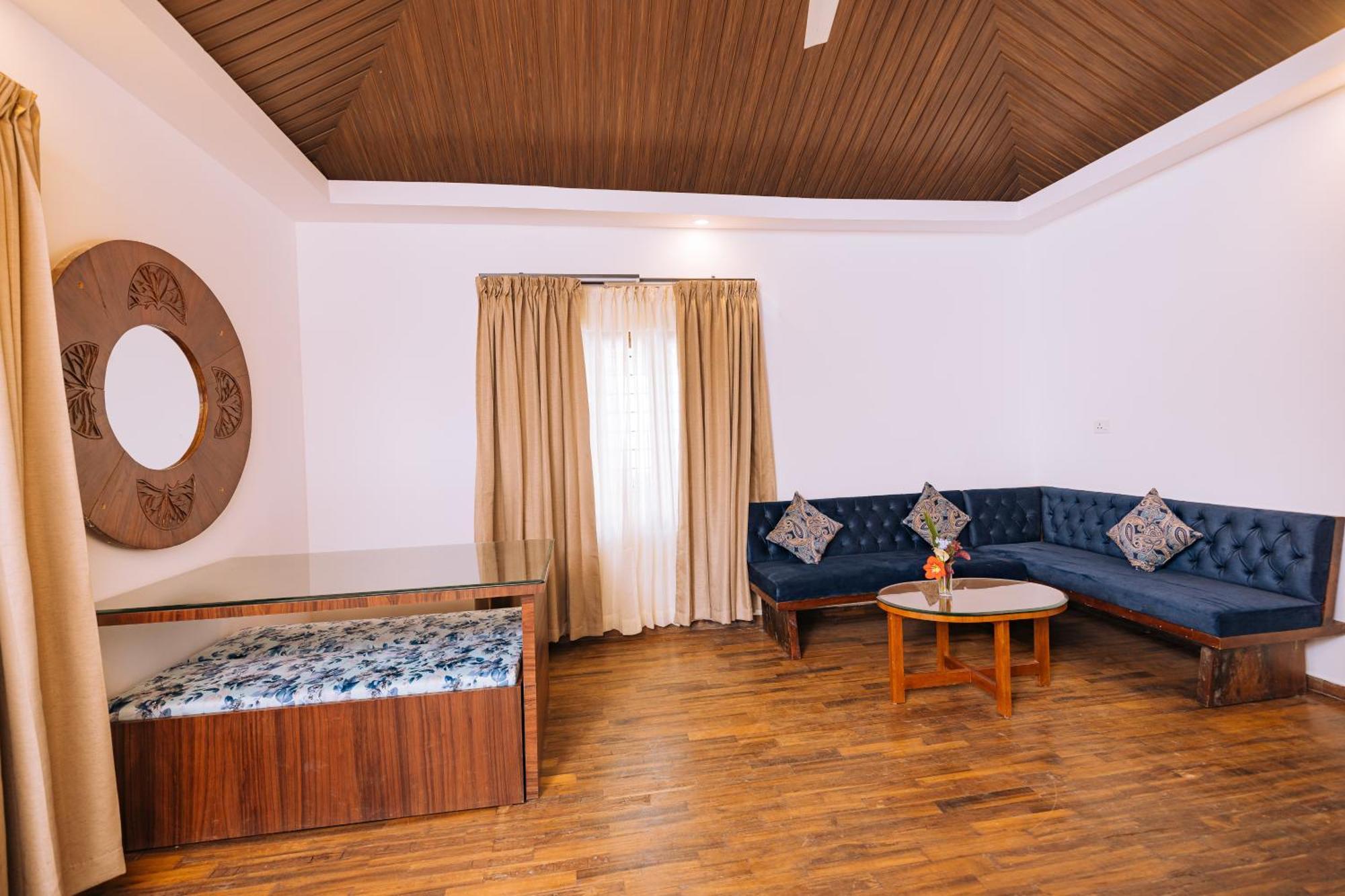 Elixir Woods Luxury Resort And Spa, Мунар Екстериор снимка