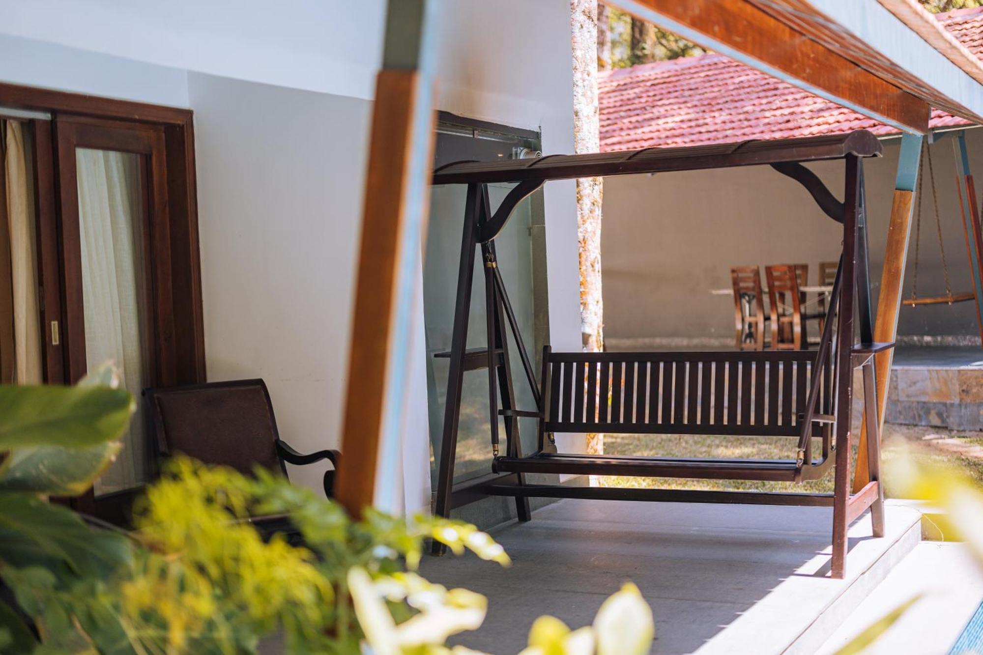 Elixir Woods Luxury Resort And Spa, Мунар Екстериор снимка