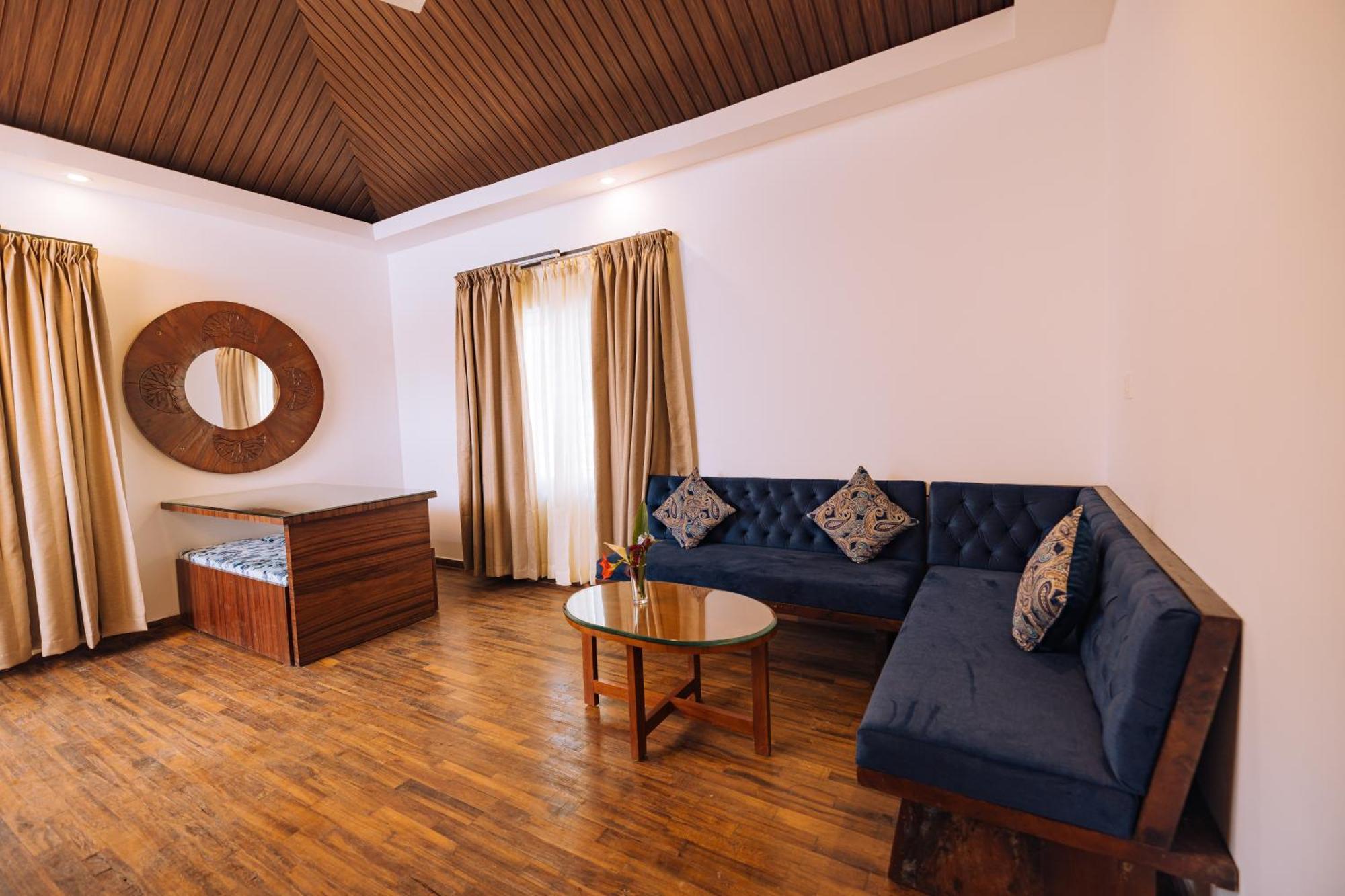 Elixir Woods Luxury Resort And Spa, Мунар Екстериор снимка