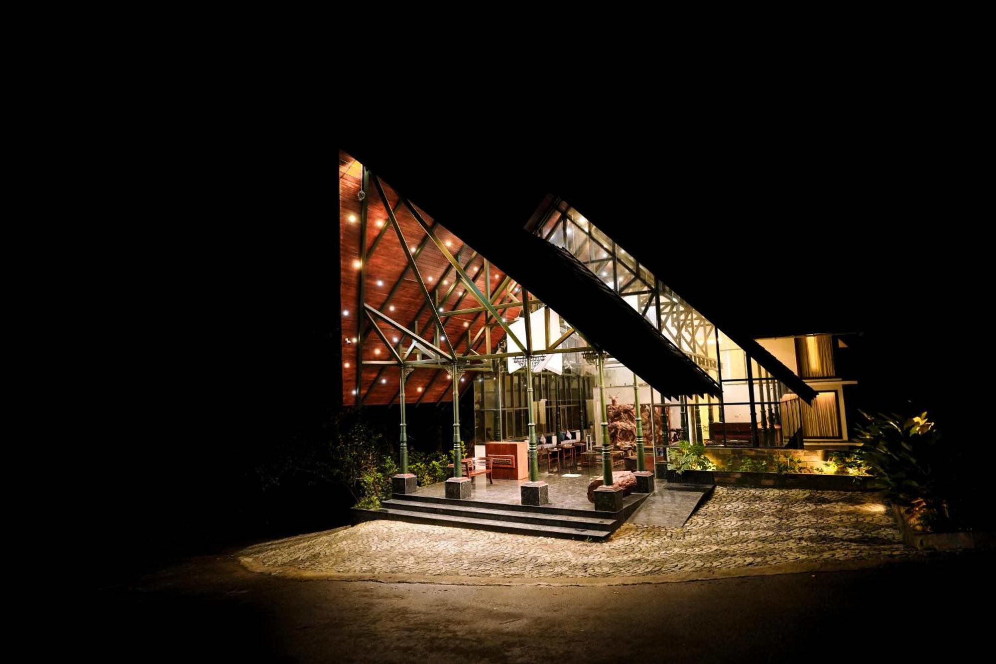 Elixir Woods Luxury Resort And Spa, Мунар Екстериор снимка